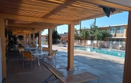 Swimming Pool 3 Ocotillo Inn