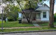 Exterior 2 Beautiful 4-bed House in Bloomington With Sauna