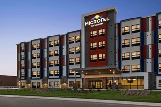 Exterior 4 Microtel Inn & Suites Montreal Airport - Dorval QC