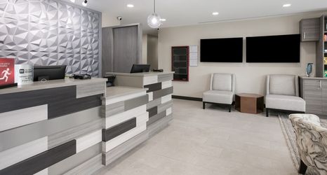 大堂 2 Best Western Plus Executive Residency Bronx