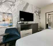 Bedroom 2 Best Western Plus Executive Residency Bronx