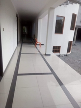 Lobi 4 Hotel Oasis International