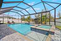 Swimming Pool 3915 Gulfstream Pkwy