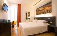 Bedroom 6 Hotel Card International