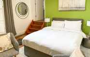 Kamar Tidur 4 The Bank Hotel & Bistro