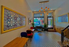 Lobi 4 Victorious Hotel