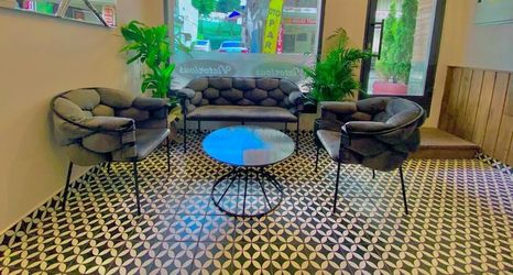 Lobi 2 Victorious Hotel