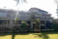 Bangunan Neelum View Hotel