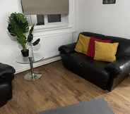 Common Space 4 Tividale Mews B69 2 Bed Flat With Garden Parking