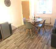 ห้องนอน 3 Stunning 2-bed Apartment in Newton Abbot