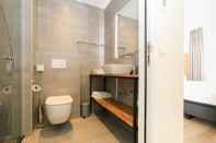 Toilet Kamar Fletcher Hotel Rotterdam-Airport