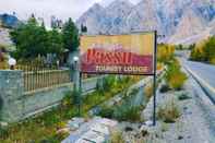 Bangunan Passu Tourist Lodge