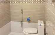 In-room Bathroom 5 Khunjerab Hotel Sost