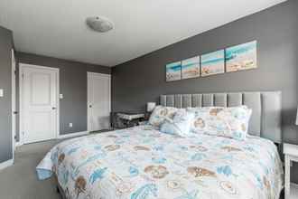 Bedroom 4 GLOBALSTAY. Luxury 3BR Townhomes with HOT TUB, Gym, BBQ