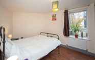 Bedroom 3 Special 3 Bedroom Townhouse With Parking in Bristol