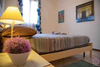 Kamar Tidur 4 Cosy Apartment Near the Ancient Walls and Centre