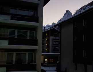 Exterior 2 Chalet Antoine serviced apartments by Mirabeau