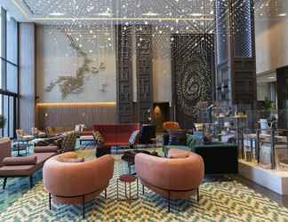 Lobby 2 Hyatt Centric Jumeirah Dubai