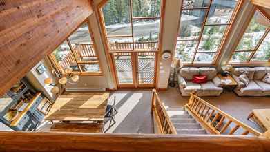 Lobi 4 Coyote Creek - Large Ski In/Ski Out Chalet with Amazing Views & Private Hot Tub