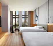 Bedroom 6 Fairfield by Marriott Shanghai Hongqiao NECC