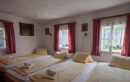Phòng ngủ 4 Charming Alp Cottage in the Mountains of Salzburg