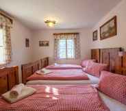 Bedroom 3 Charming Alp Cottage in the Mountains of Salzburg