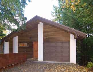 Exterior 2 Lakefront Chalet with private dock