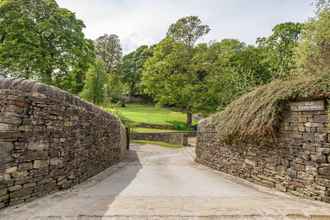 Exterior 4 Delightful 2 bed Flat in Old Mill-private Garden