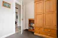 ล็อบบี้ Delightful 2 bed Flat in Old Mill-private Garden