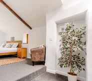 Kamar Tidur 3 Delightful 2 bed Flat in Old Mill-private Garden