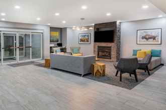 Lobby 4 La Quinta Inn & Suites By Wyndham Ardmore