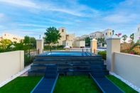 สระว่ายน้ำ Fairways II Luxury Private Pool Villa at Ras Al Khaimah