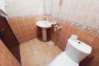 Toilet Kamar Cosy Inn Guest House