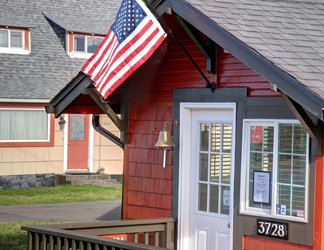 Exterior 2 The Seaview Cottages