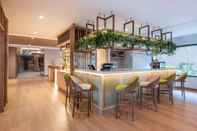Bar, Cafe and Lounge Fairfield by Marriott Medellin Sabaneta
