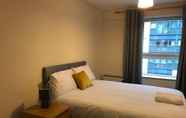 Kamar Tidur 5 Apex Wallace Street Apt With Free Parking