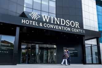 Bangunan 4 Windsor Hotel & Convention Center