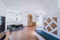 Lobby Panorama Chalet Schmittendrin by we rent