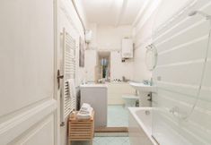 Others 5 New Renovated Flat Infront of the Vaticanwalls