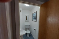 In-room Bathroom Glenmanus Holiday Apartment Portrush