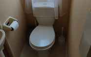 In-room Bathroom 7 Cairnryan Heights t-a Brae Holiday Homes