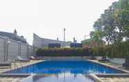 Swimming Pool 4 Tifolia Studio Apartment with Double Bed near LRT Station