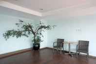 Lobi Wonderful 2BR Apartment at Belmont Residence Puri