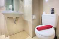 In-room Bathroom Homey and Clean 1BR Apartment at Parahyangan Residence