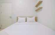 Bilik Tidur 2 Simply and Cozy 2BR at Springlake Bekasi Apartment