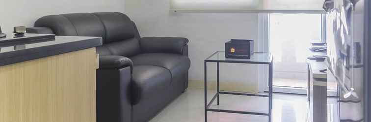 Lobi Homey and Comfy 2BR at Green Pramuka City Apartment