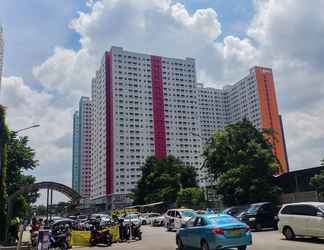 Luar Bangunan 2 Homey and Comfy 2BR at Green Pramuka City Apartment