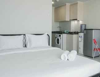 Kamar Tidur 2 Minimalist and Comfort Studio at Green Sedayu Apartment