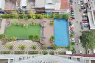 Swimming Pool Great Choice Studio at Vida View Apartment