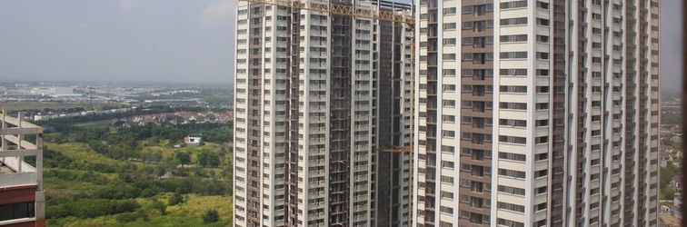 Exterior Comfortable and High Floor 2BR at Meikarta Apartment